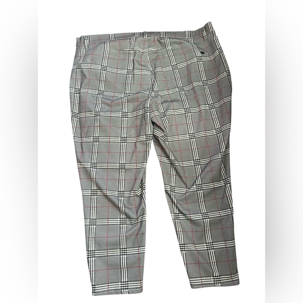 DG2 by Diane Gilman Women’s Suit Gray Plaid Blazer Pants Subtle Red Windowpane - Picture 8 of 12